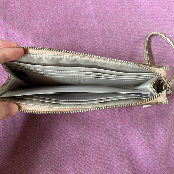 Coach Signature Logo Scribble Print Wristlet Wallet Gold Leather nwt - Picture 8 of 15